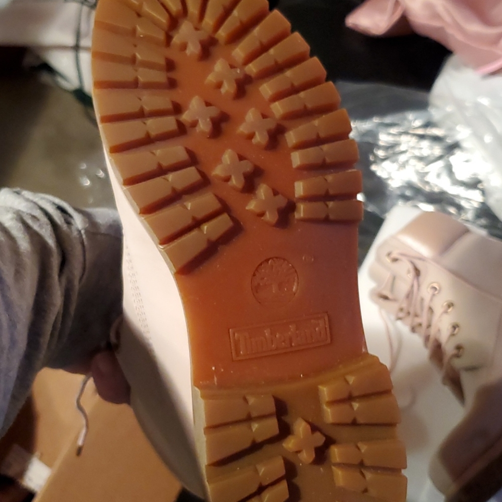 Timberland Boots - Picture 3 of 6